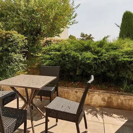Scenic Le Meditarranee- Studio 4 People Garden Level 아파트 Saint-Raphaël