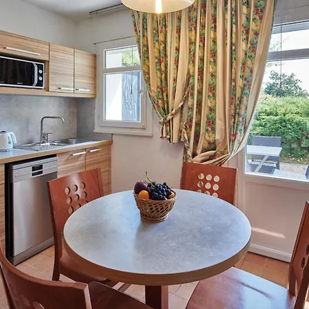 Scenic Le Meditarranee- Studio 4 People Garden Level 아파트 Saint-Raphaël